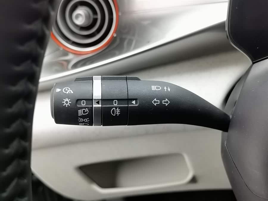 BYD Dolphin 2023 #22 BYD Dolphin 2023 car image #22