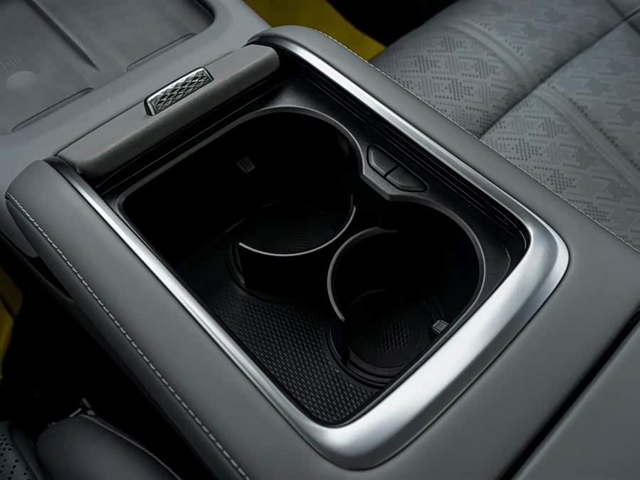 极氪 极氪7X 2024 汽车图片 #22