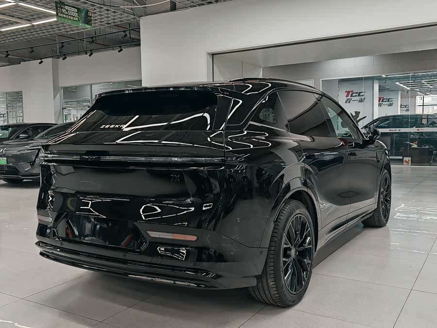 极氪 极氪7X 2024 汽车图片 #22