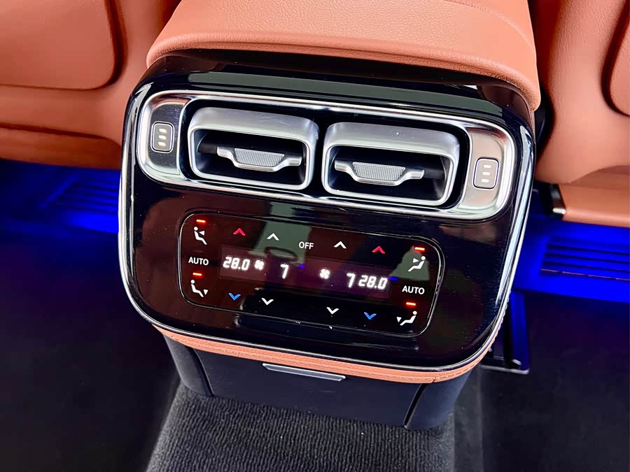 Mercedes-Benz S Class 2021 immagine di auto #22