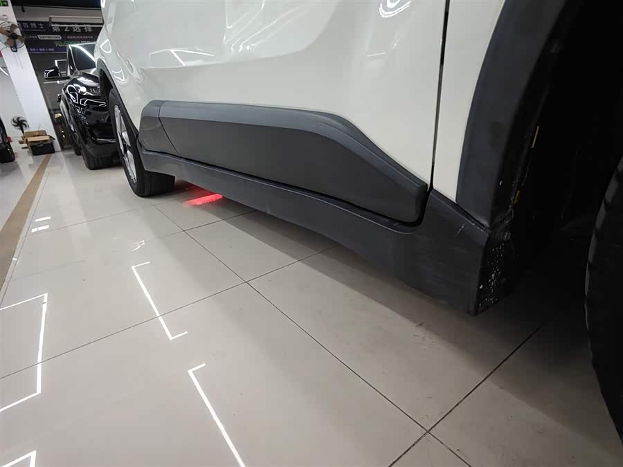 Toyota C-HR EV 2021 immagine di auto #22