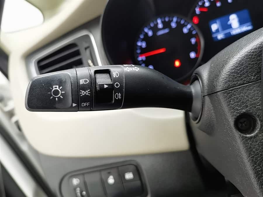 起亚 佳乐 2014 汽车图片 #22