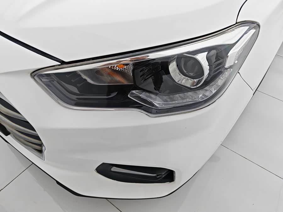 Hyundai ix35 2018 #22 Hyundai ix35 2018 car image #22