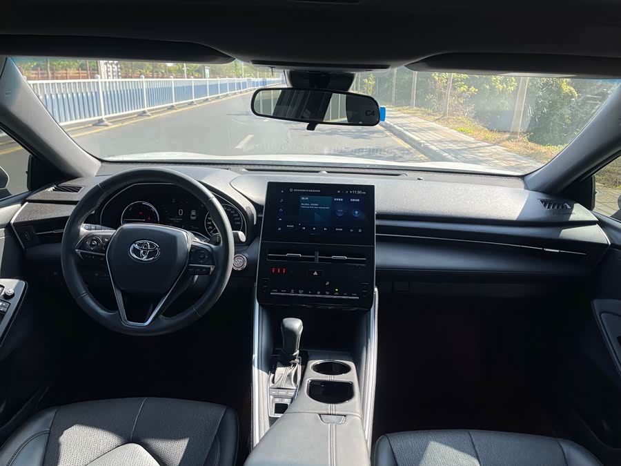 Toyota Avalon 2022 car image #22