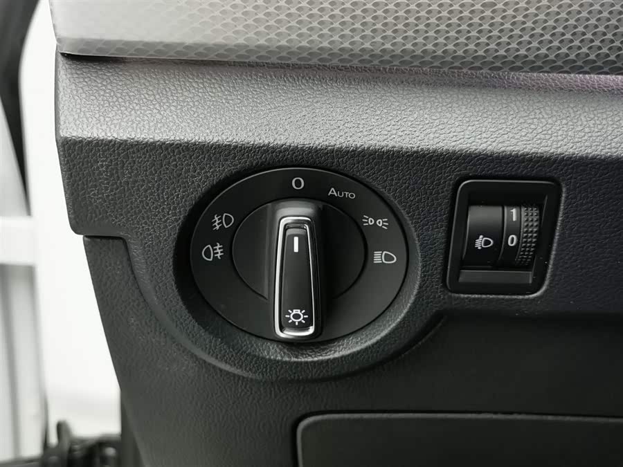 Volkswagen Tacqua 2024 car image #22