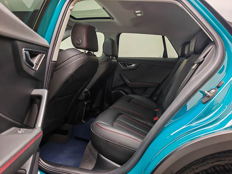 Audi Q2L 2023 car image #22