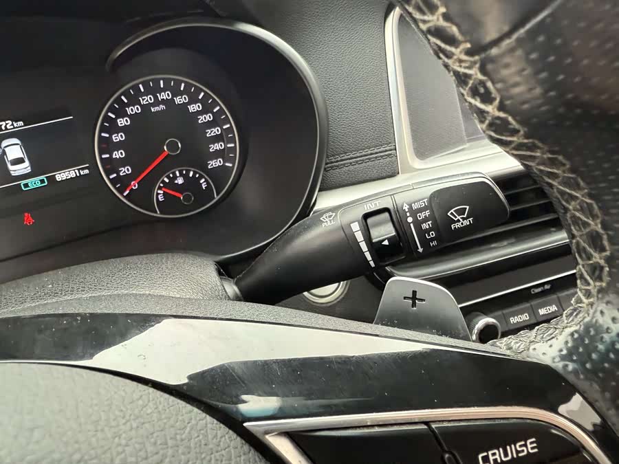 Kia K5 2019 car image #22