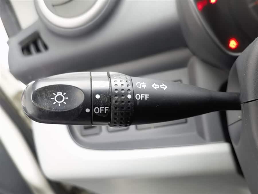 Suzuki Alto 2013 car image #22
