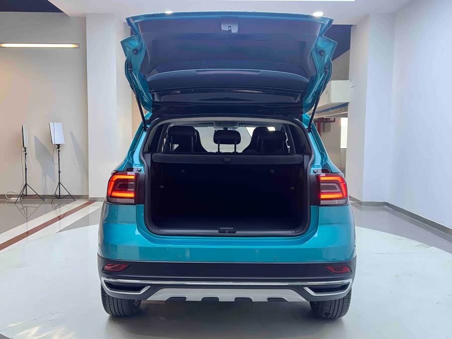 Volkswagen T-Cross 2022 car image #22
