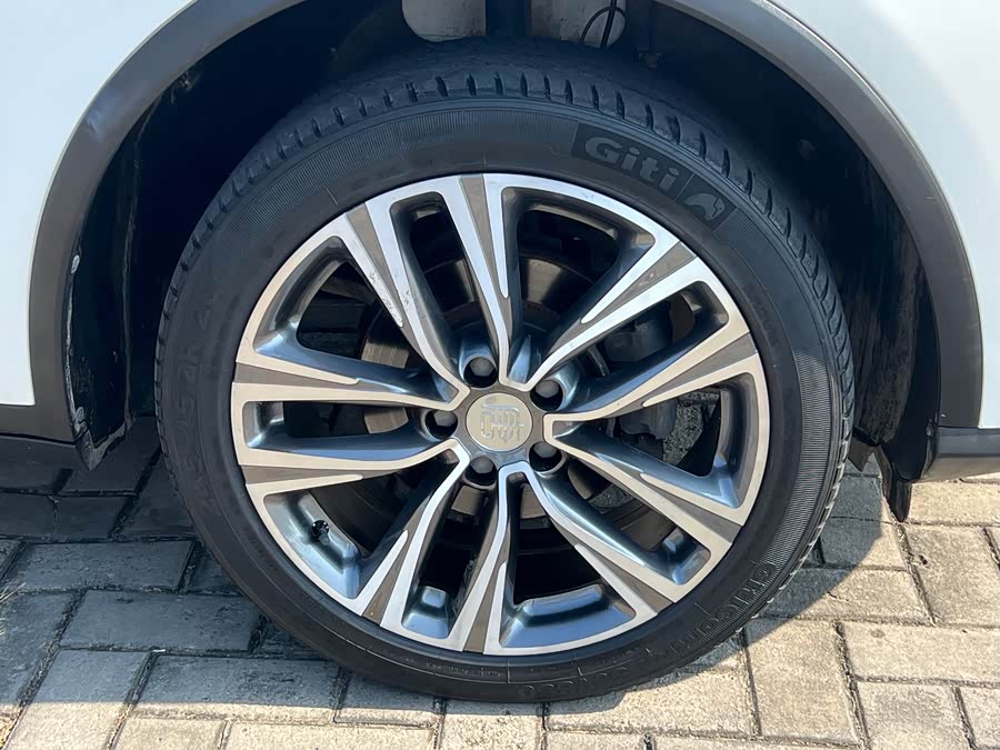 BYD Tang 2019 car image #22