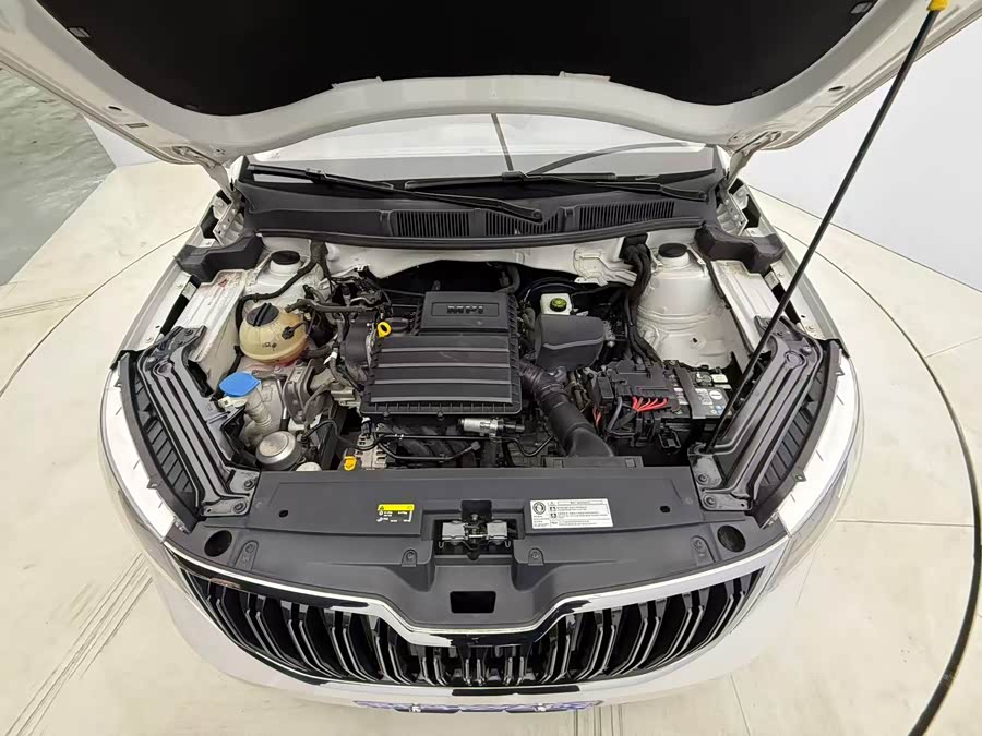 Skoda Kamiq 2021 car image #22