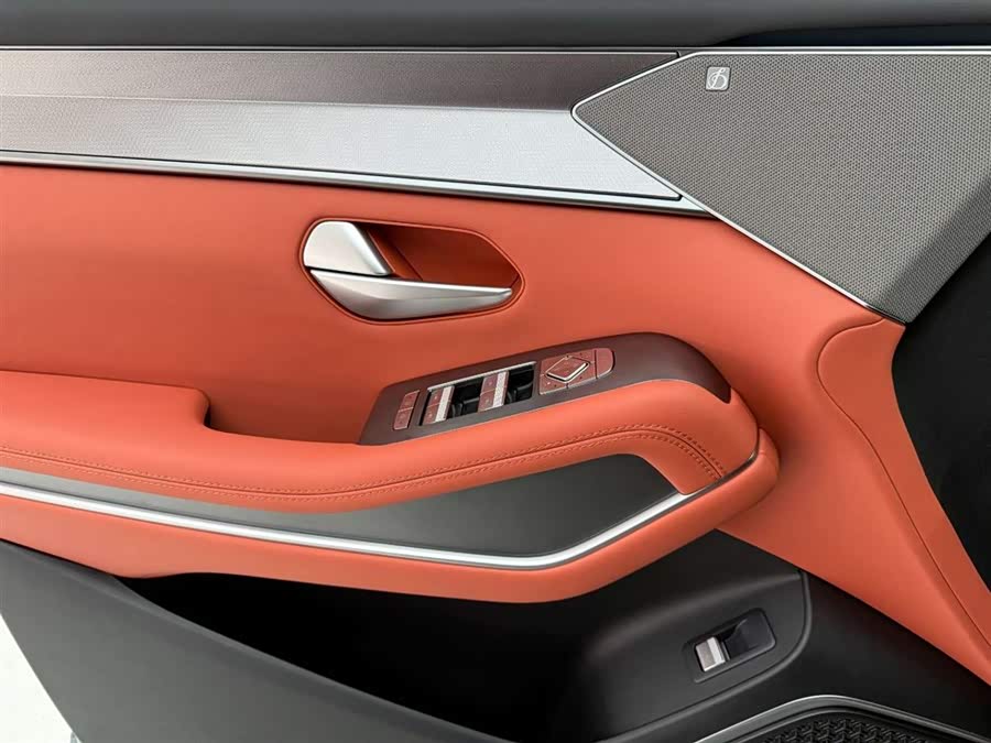 BYD Tang L 2025 car image #22