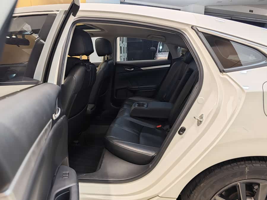 Honda Civic 2021 #22 Honda Civic 2021 car image #22