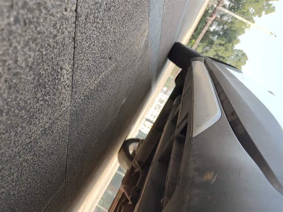 SWM X7 2018 imagen de coche #22