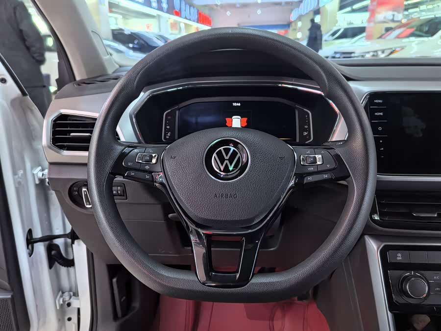 Volkswagen T-Cross 2021 car image #22