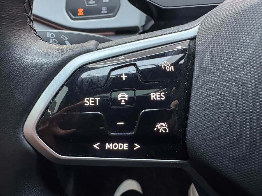 Volkswagen ID.3 2024 car image #22