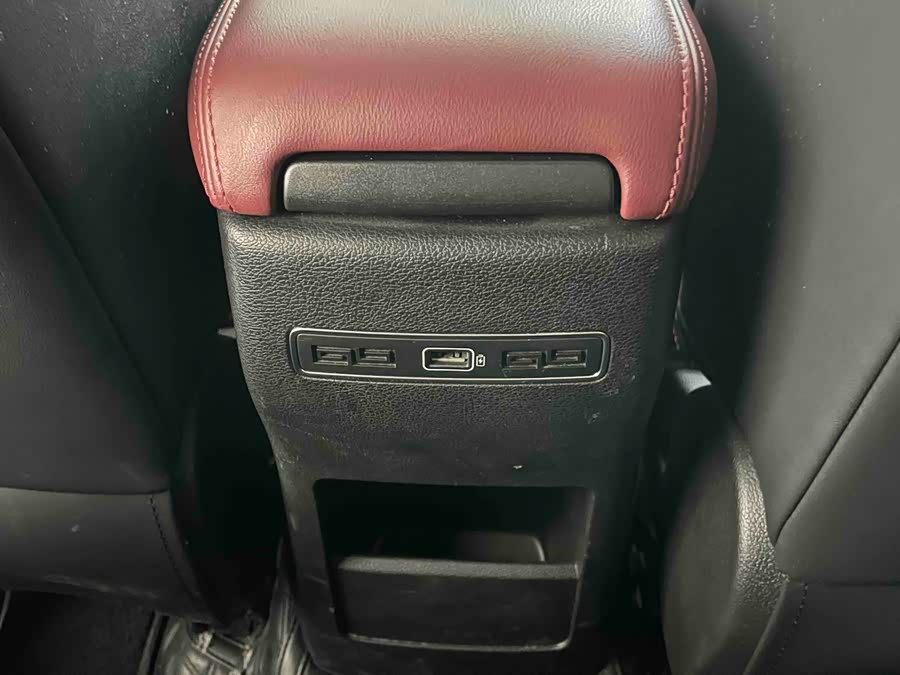 GEELY Coolray 2022 #22 GEELY Coolray 2022 car image #22