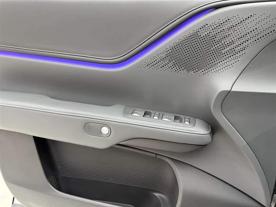 Xpeng G6 2025 #22 Xpeng G6 2025 car image #22