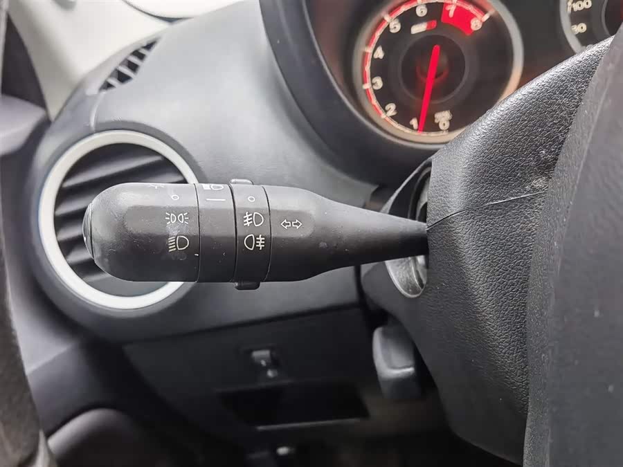 MG 3 SW 2015 imagen de coche #22