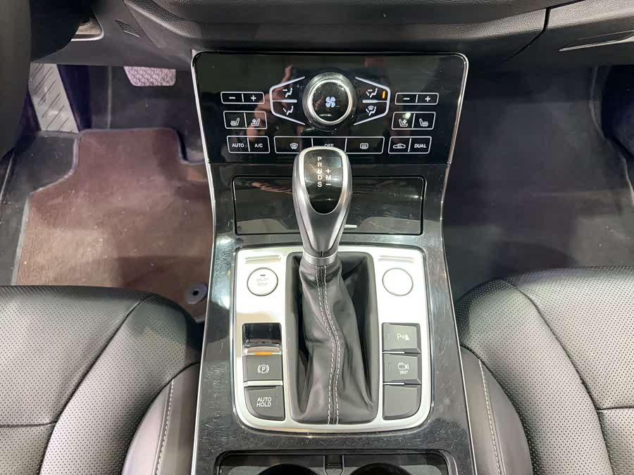 Suzuki H5 2019 car image #22