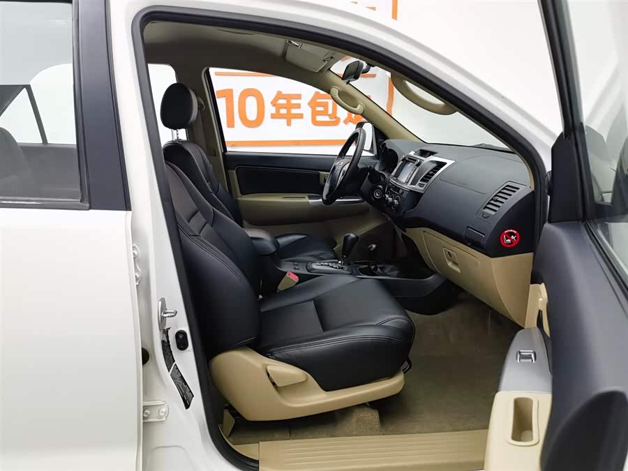 Toyota 2016 car image #22