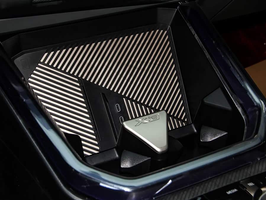 BMW X3 2025 car image #22