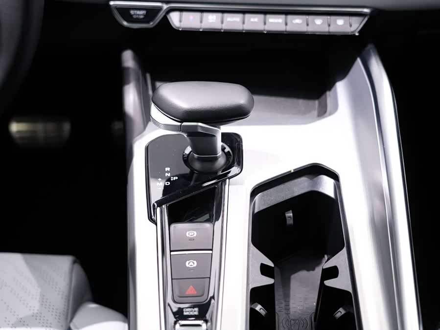 GEELY Preface 2021 #22 GEELY Preface 2021 car image #22