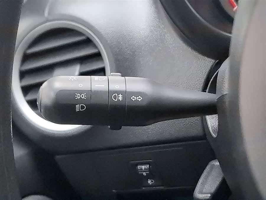 MG 3 2016 car image #22