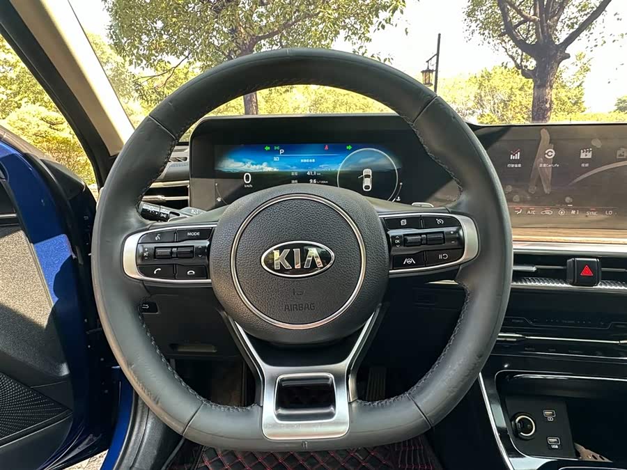 Kia K5 2020 imagem de carro #22