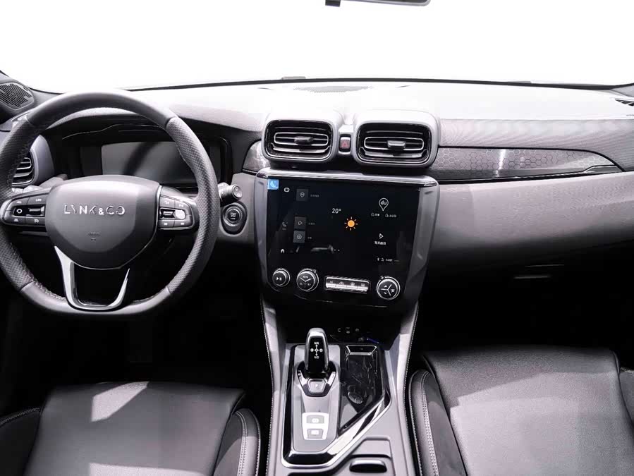 Lynk & Co 02 2020 car image #22