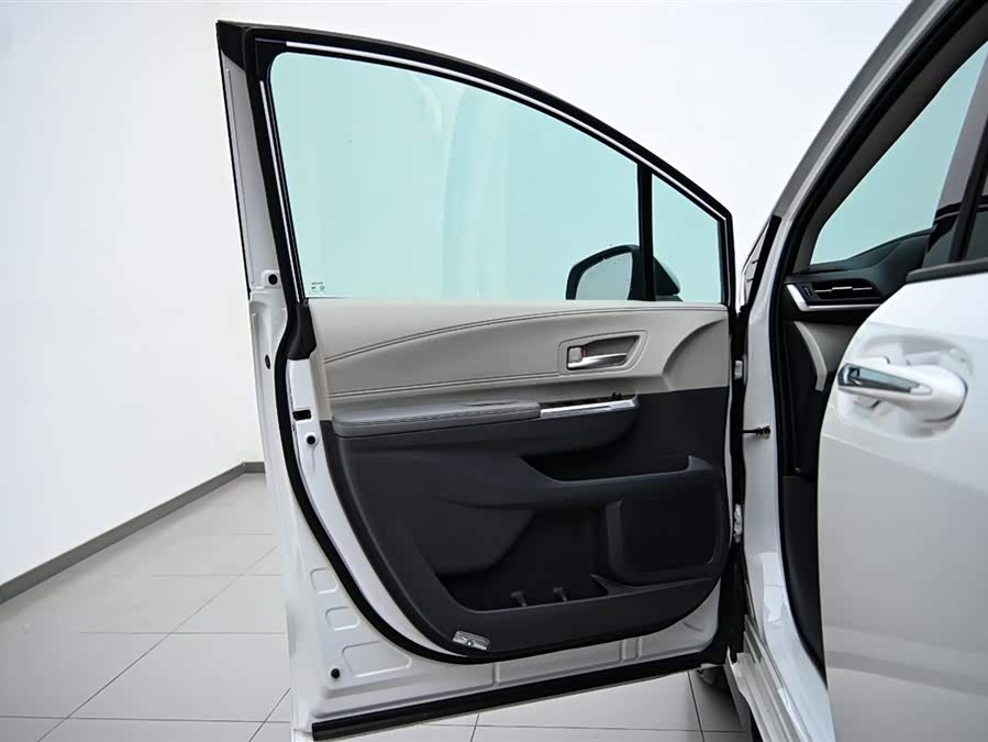 丰田 赛那SIENNA 2025 #22 丰田 赛那SIENNA 2025 汽车图片 #22