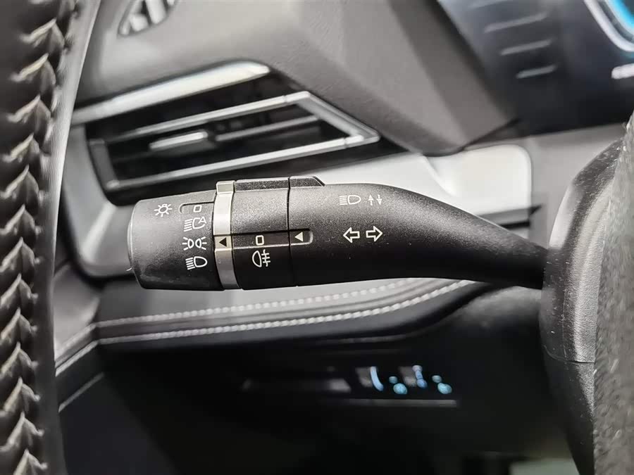 BYD Song Pro 2019 #22 BYD Song Pro 2019 car image #22