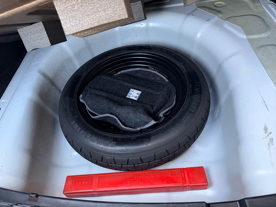 Kia K2 2018 imagen de coche #22