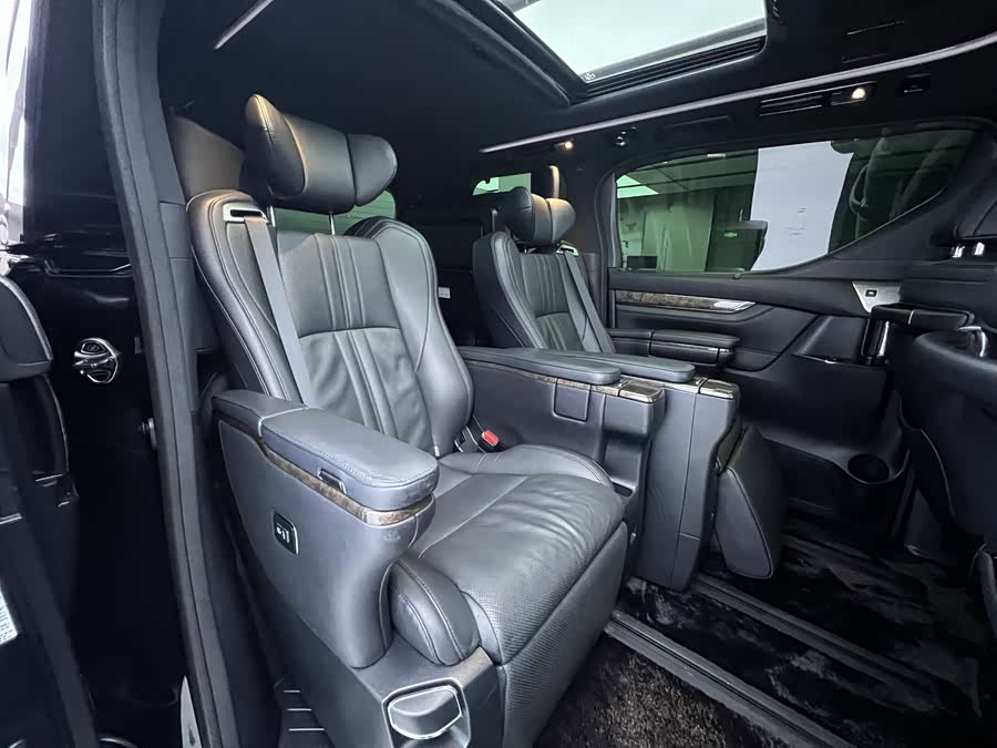 Toyota Vellfire 2020 #22 Toyota Vellfire 2020 صورة سيارة #22