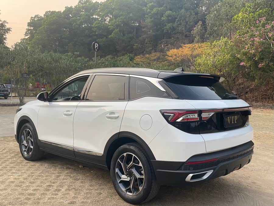 Volkswagen Tiguan 2018 #22 Volkswagen Tiguan 2018 car image #22