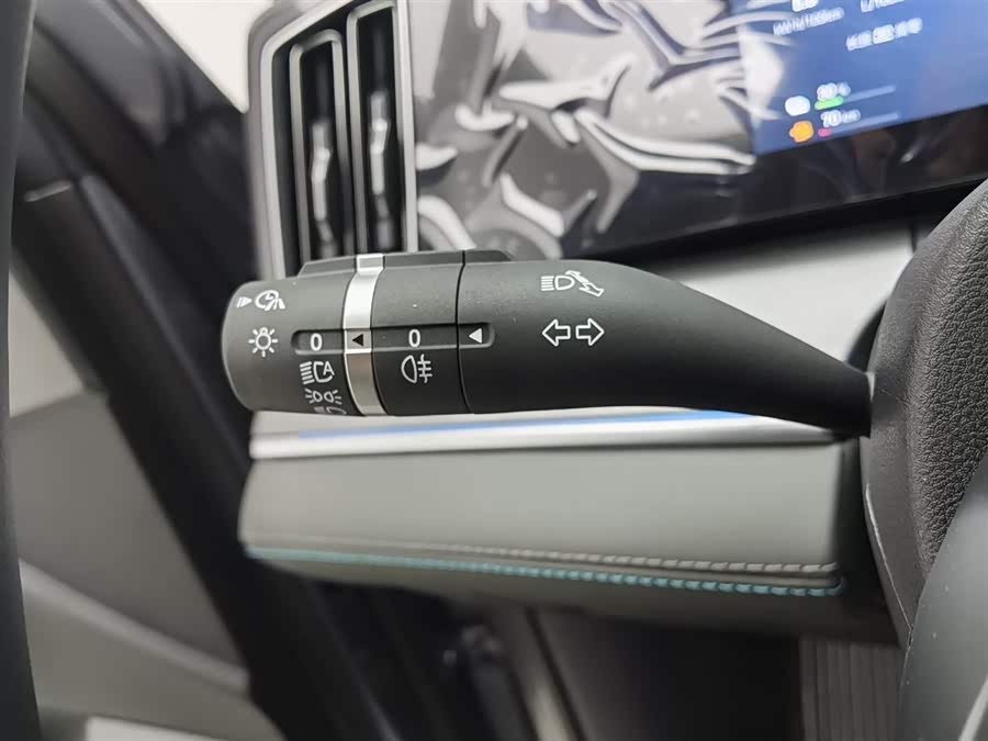 BYD SongL DM-i 2025 car image #22