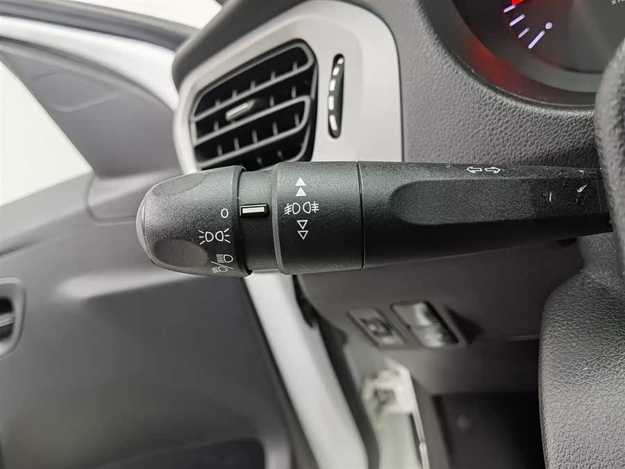 雪铁龙 爱丽舍 2017 汽车图片 #22