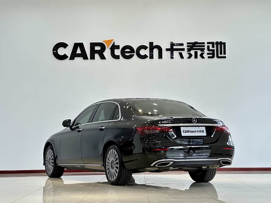 Mercedes-Benz E Class 2023 car image #22