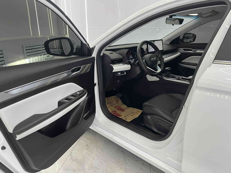 GEELY Emgrand L 2022 immagine di auto #22