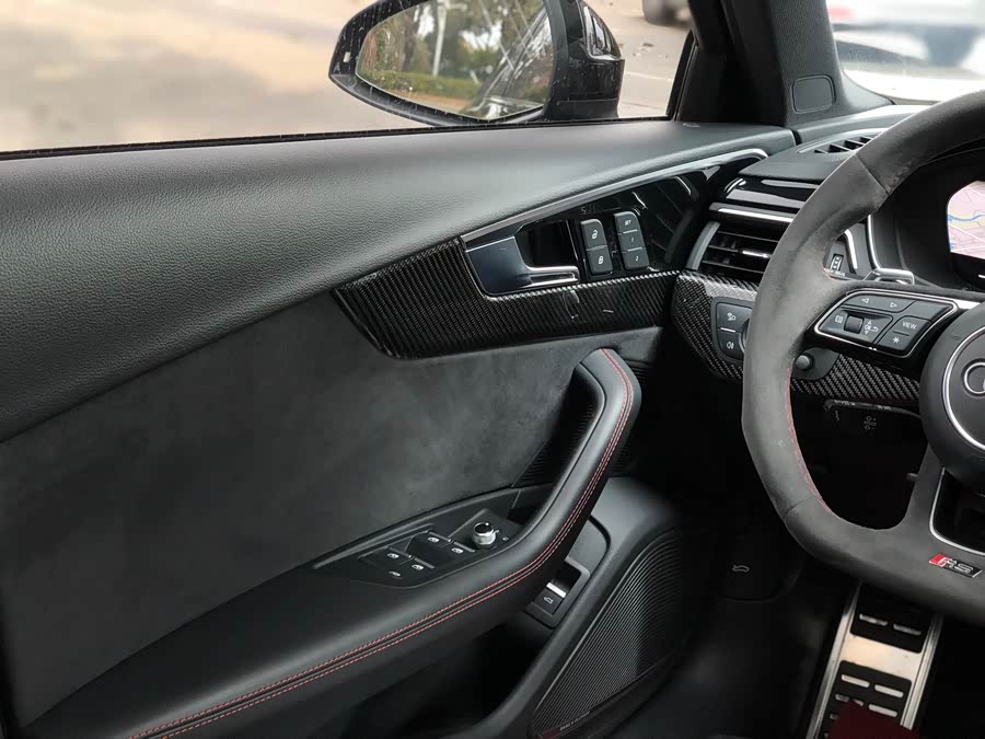 Audi RS 4 2023 immagine di auto #22