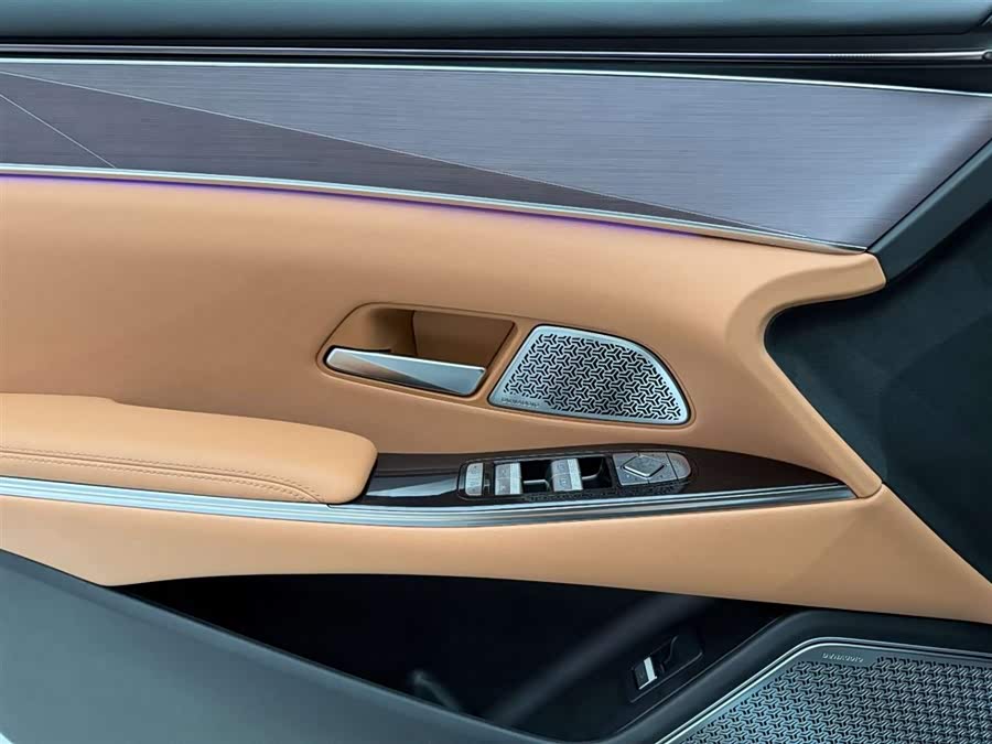 BYD HanL 2025 #22 BYD HanL 2025 صورة سيارة #22