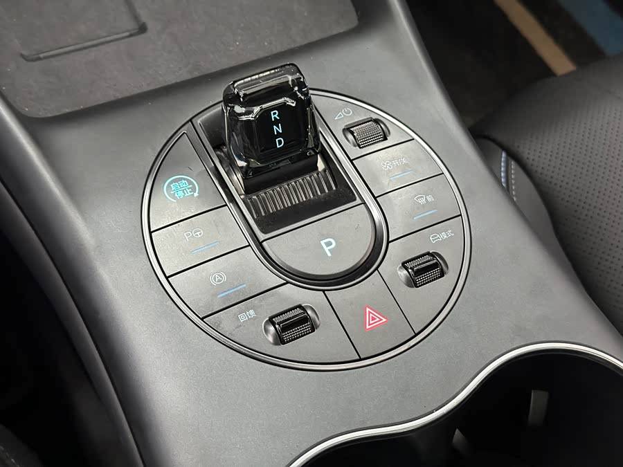 BYD Seal 2025 car image #22