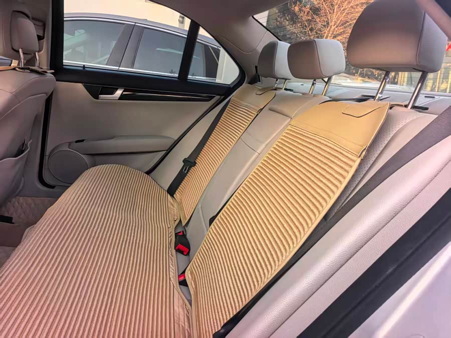 Mercedes-Benz C Class 2014 car image #22