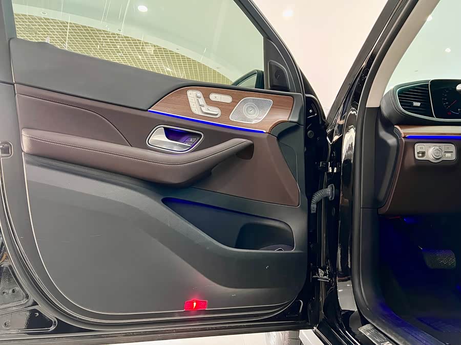 Mercedes-Benz GLE Class 2021 #22 Mercedes-Benz GLE Class 2021 car image #22