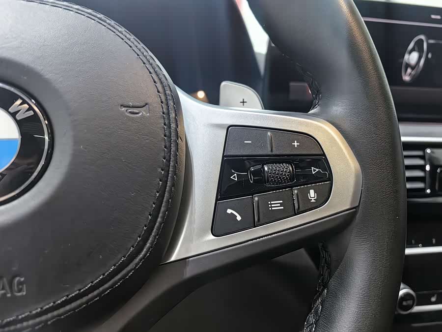 BMW 5 Series 2022 #22 BMW 5 Series 2022 immagine di auto #22