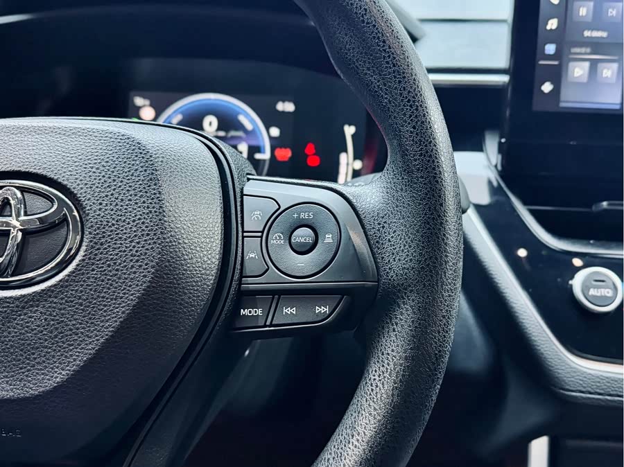 Toyota Corolla Cross 2024 immagine di auto #22