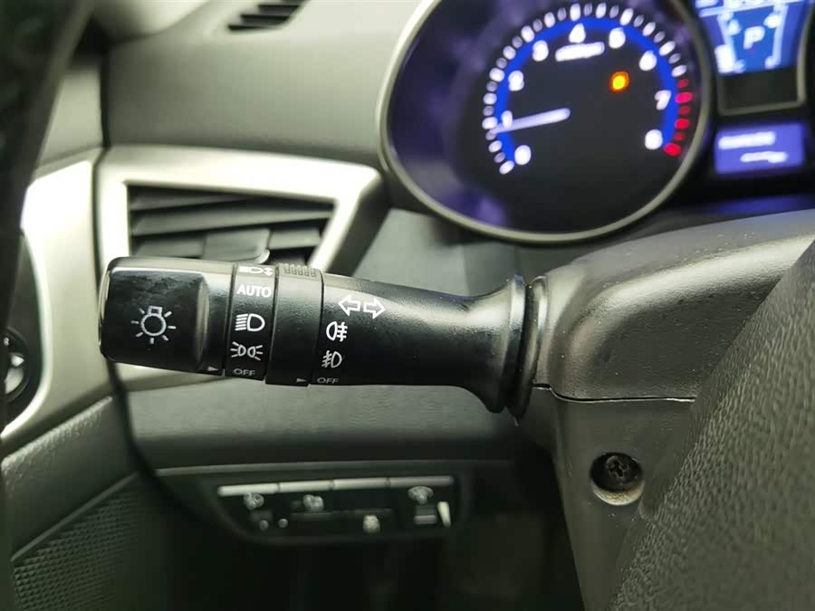 Hyundai Veloster 2012 immagine di auto #22