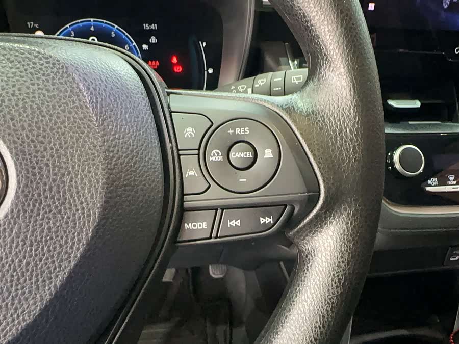 Toyota Corolla Cross 2024 immagine di auto #22