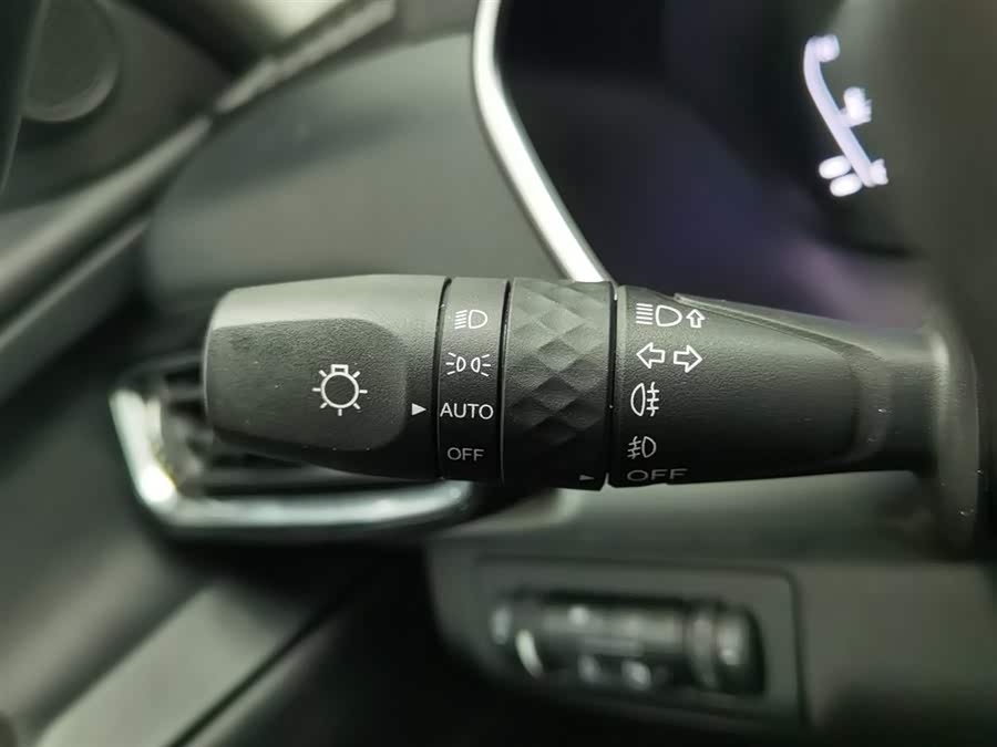 Exceed Lingyun 2019 صورة سيارة #22