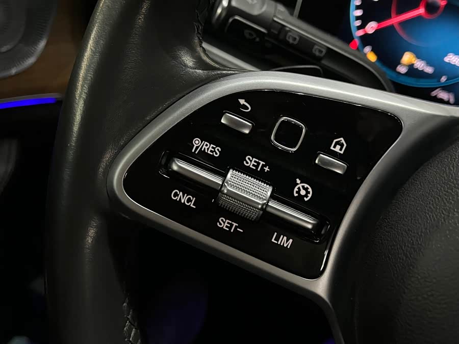 Mercedes-Benz GLE Class 2020 #22 Mercedes-Benz GLE Class 2020 car image #22